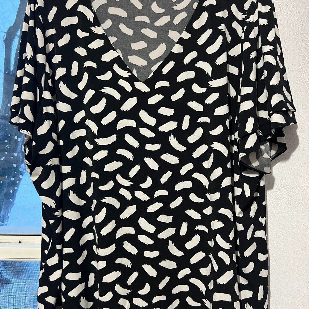 Calvin Klein white and black dress shirt
